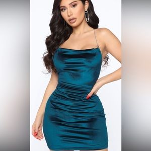 never worn fashion nova dress